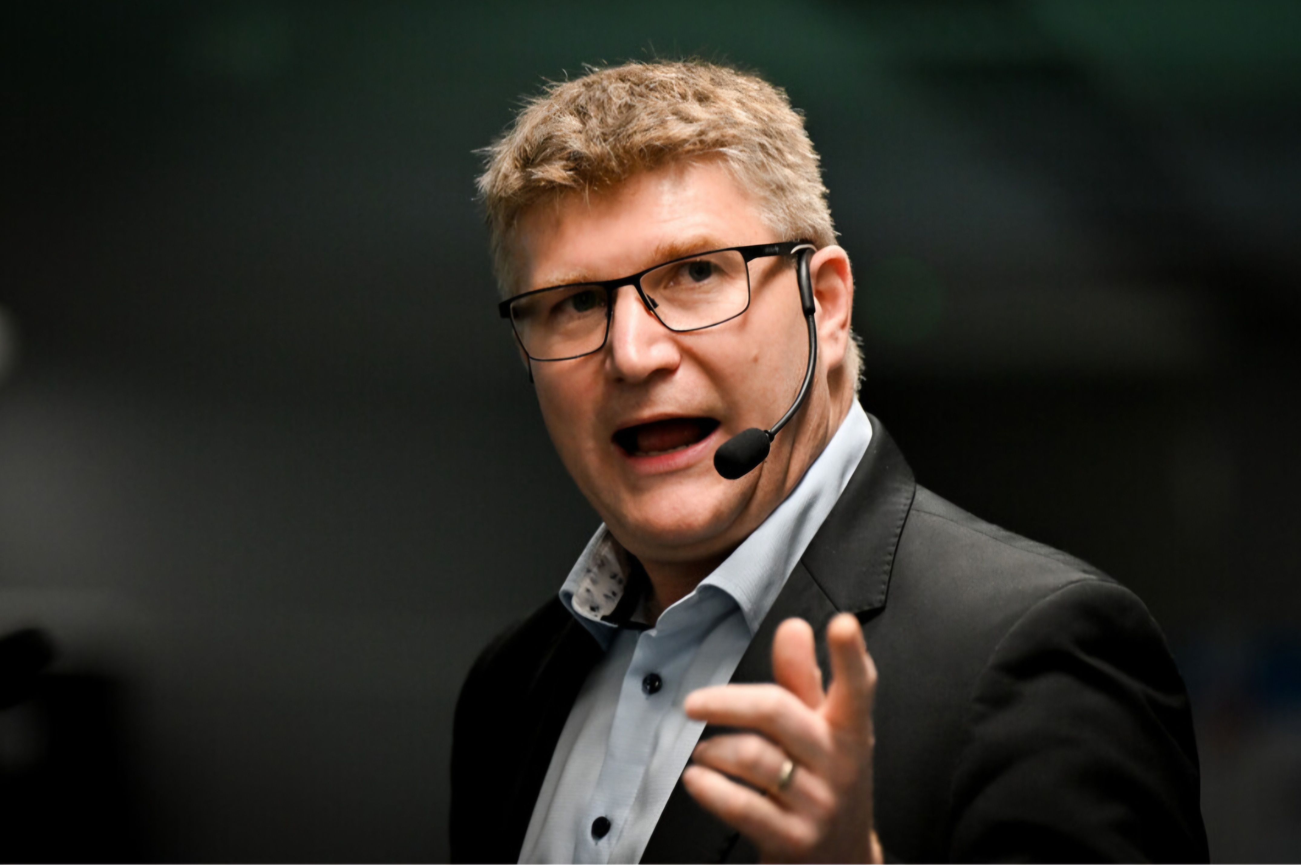 Simon Hartley, professional speaker